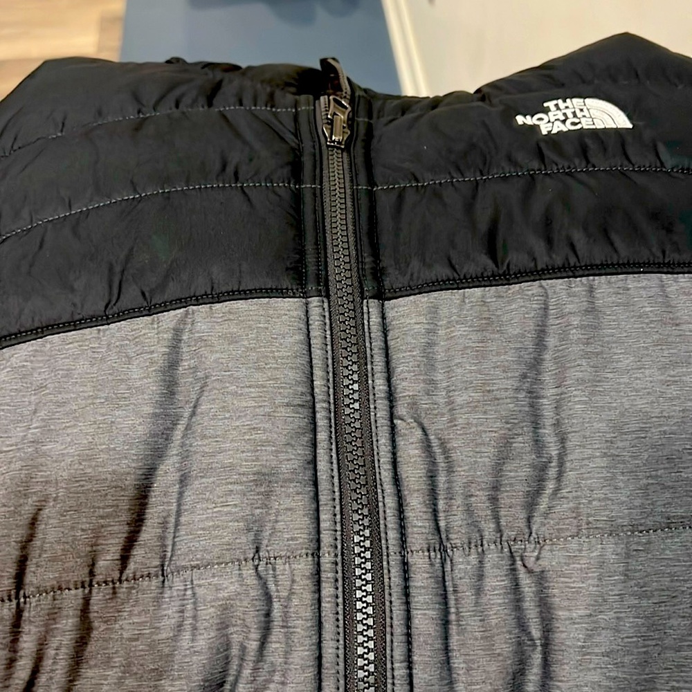 Unisex size 16 child North Face reversible jacket